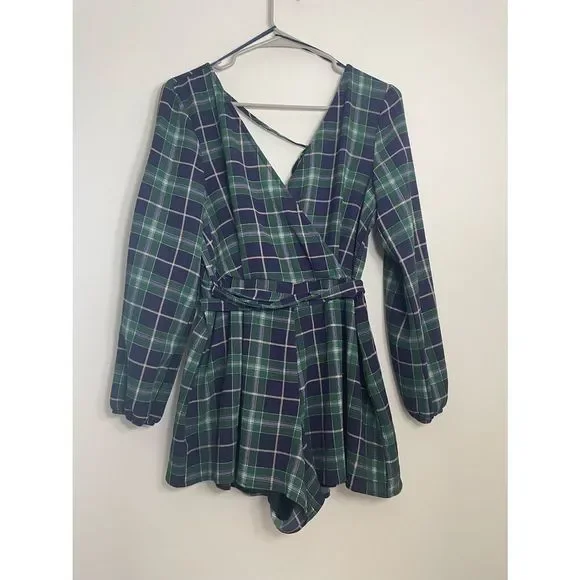 Francesca’s Size M Romper Green and Blue Plaid Long Sleeve with Waist Tie Belt - Picture 3 of 6